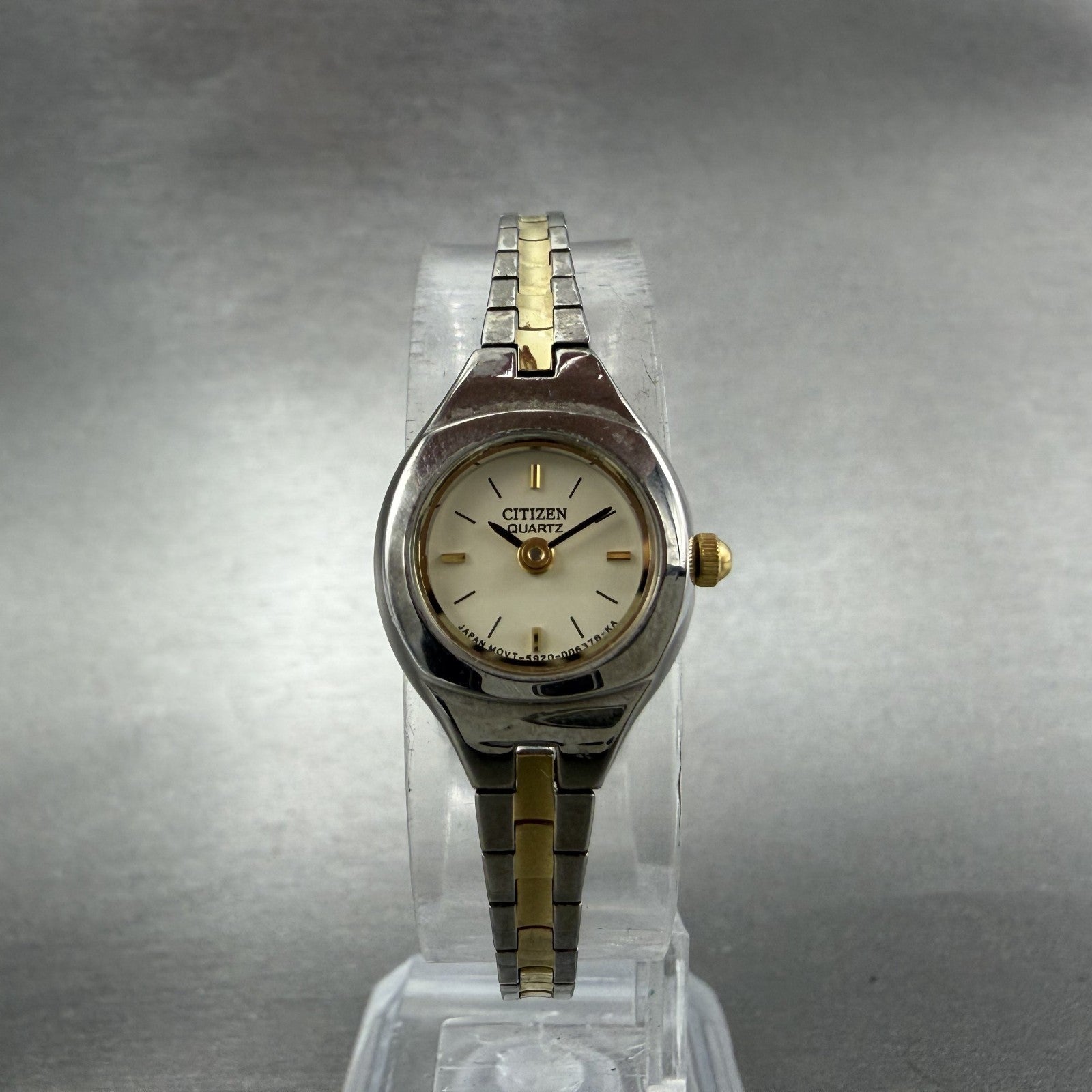 Citizen Watch Women 17mm Cream Dial Two Tone Round 5920-S91531 New Battery VTG5