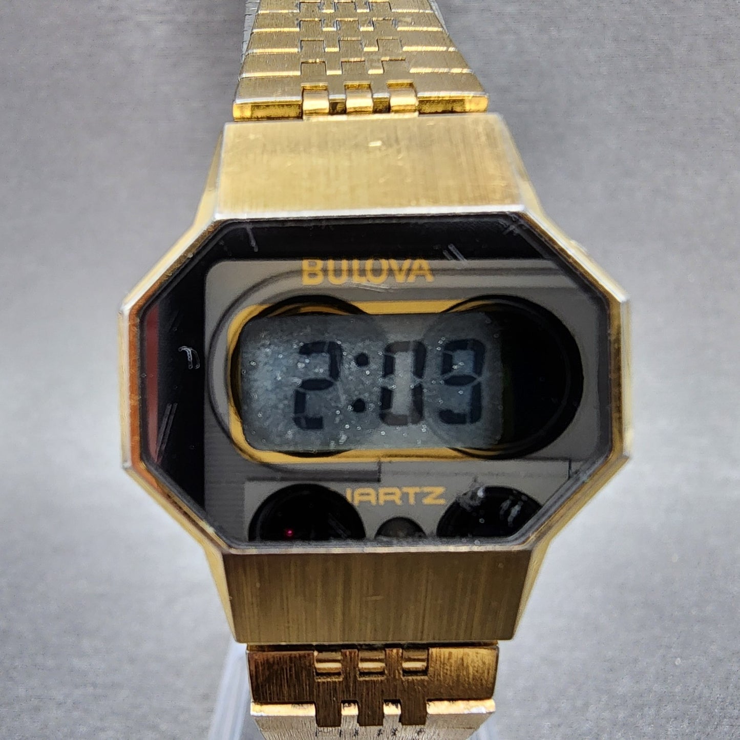 Bulova Digital Watch Women 25mm LCD digital Octagon New Battery N7 VTG1