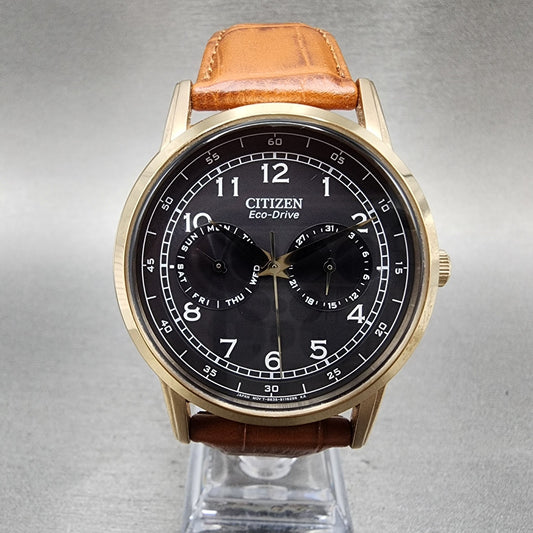 Citizen EcoDrive Watch Men 42mm Black Dial Gold Tone Daydate 8635S079764 Runs0