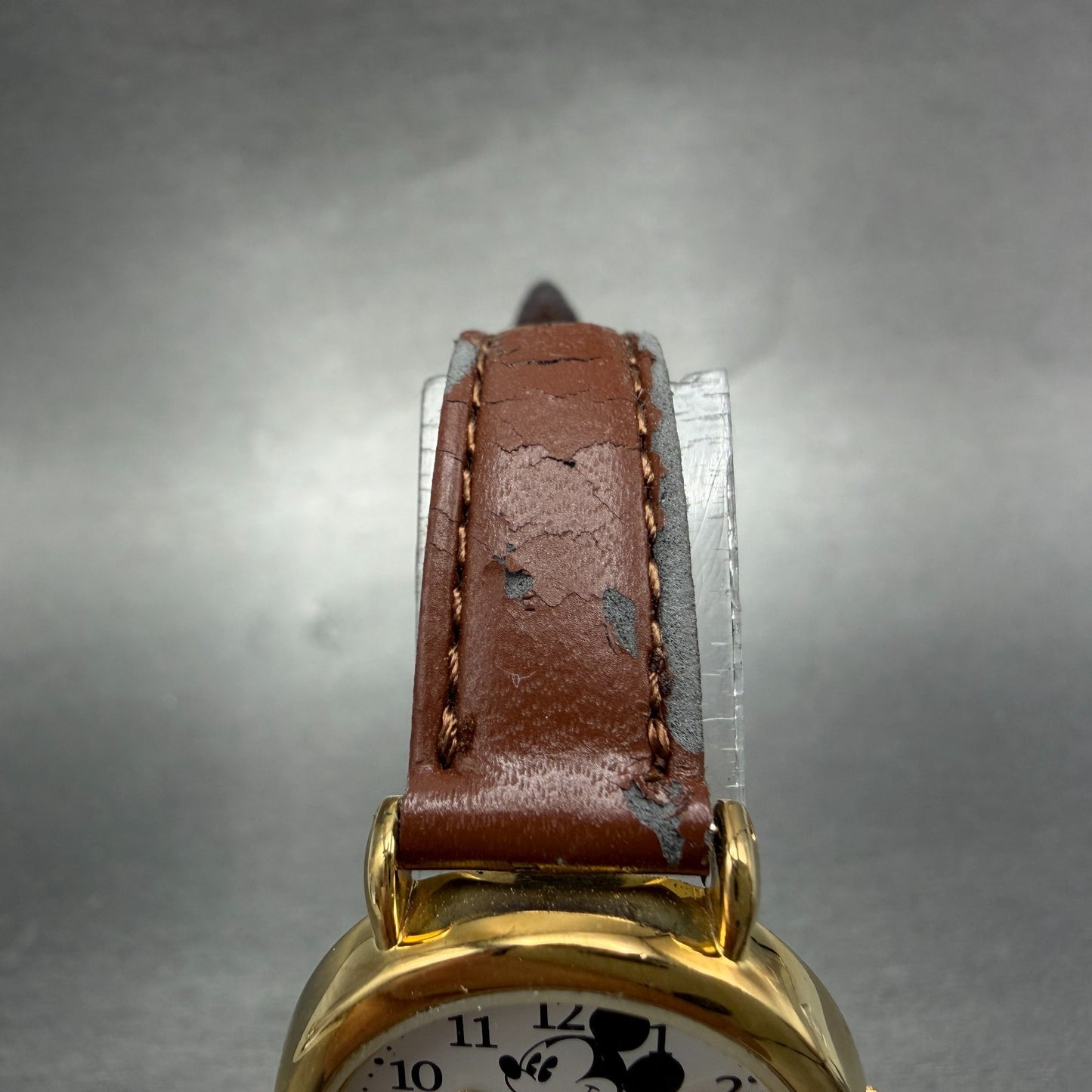 Seiko Alba Mickey Mouse Watch Women 26mm White Dial Gold Tone V501-6N10 New Batt4