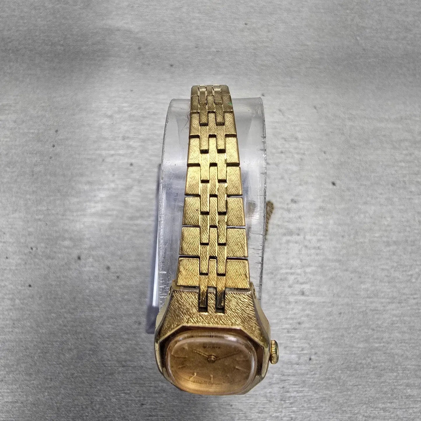 Seiko Watch Women 16mm Gold Dial Gold Tone Oval 2C20-5749 New Battery Vintage4
