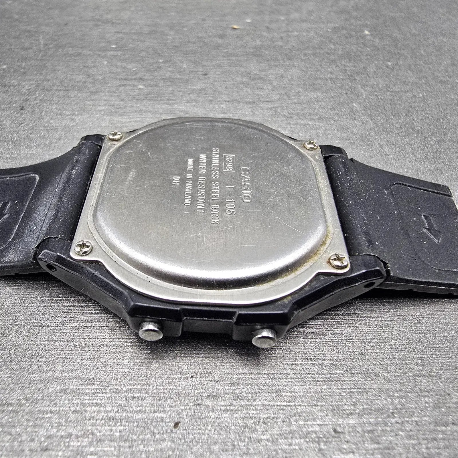 Casio F-105 Watch Men 36mm Digital Black Tone Alarm Chrono 3298 New Battery9