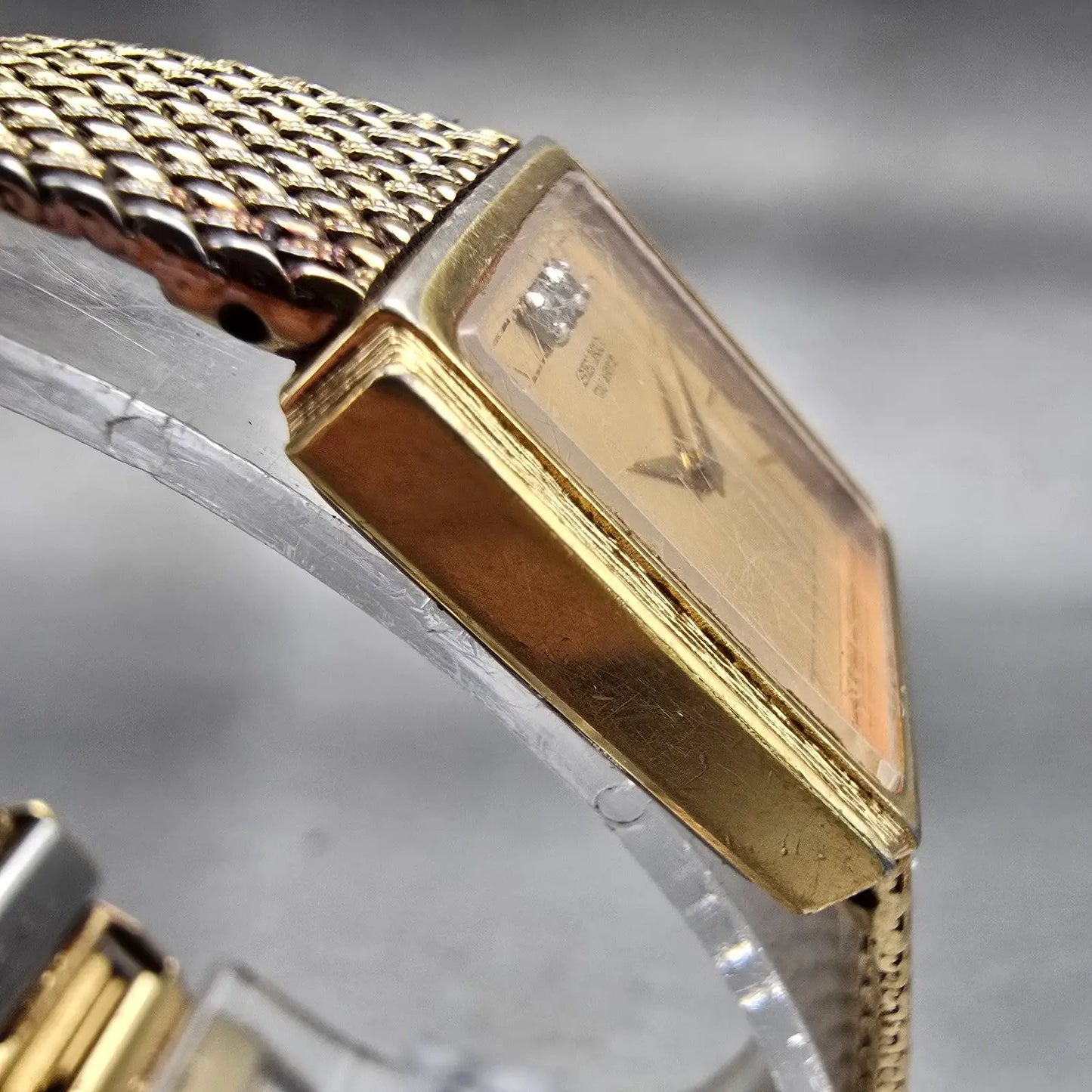 Seiko Watch Womem 19mm Gold Dial Gold Tone Rectangle 2C20-5610 New Battery VTG3
