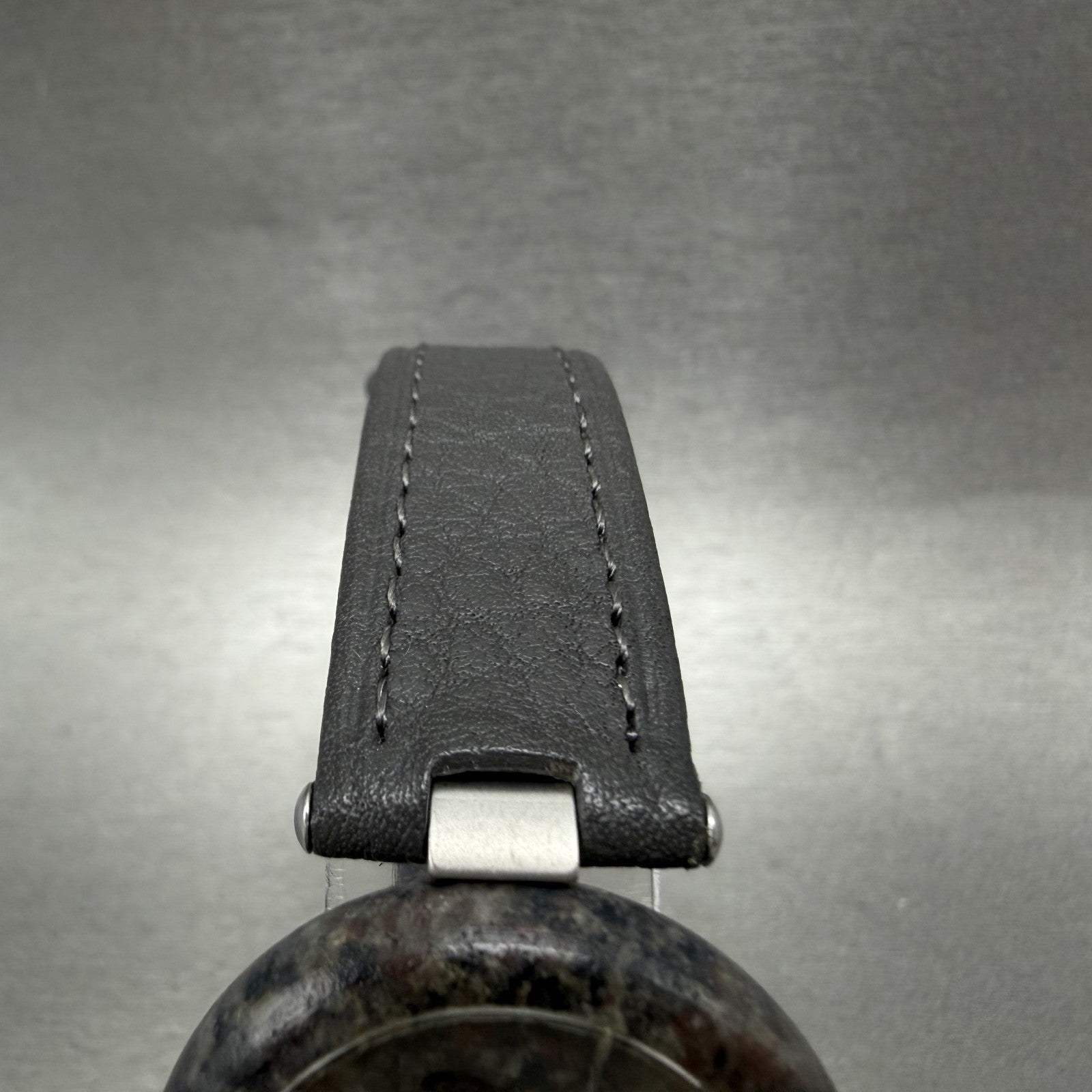 Tissot Rock Watch Women 30mm Gray Stone Dial Stone Case Round PARTS CRACKED!!!4