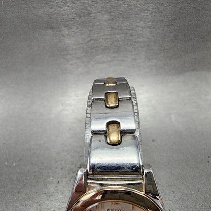 Seiko Lukia Watch Women 26mm White Dial Two Tone Round 4N210980 New Battery4