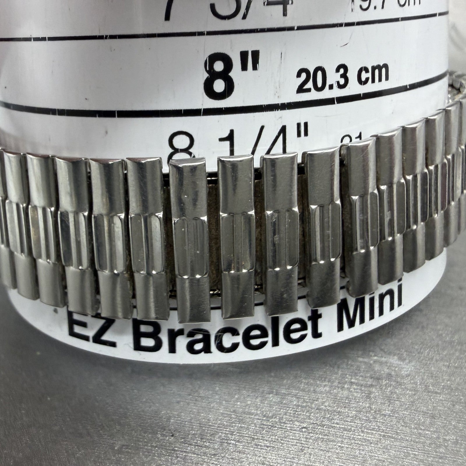 Seiko SQ Watch Men 35mm Silver Dial Silver Tone Daydate 8223-7189 New Batt10