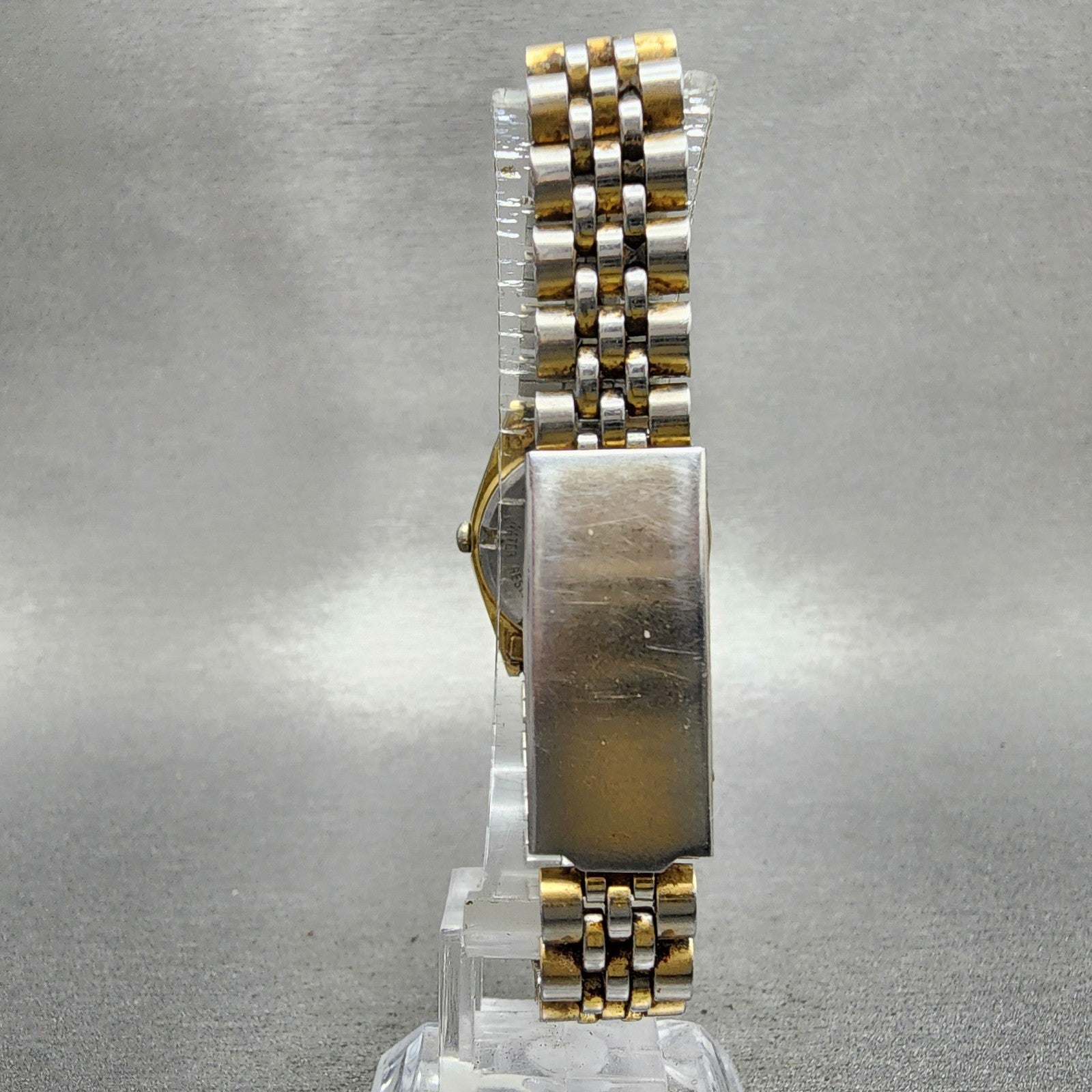 Seiko SQ Watch Women 24mm Gold Dial Gold Tone Daydate Round 3E230A60 NewBattery7