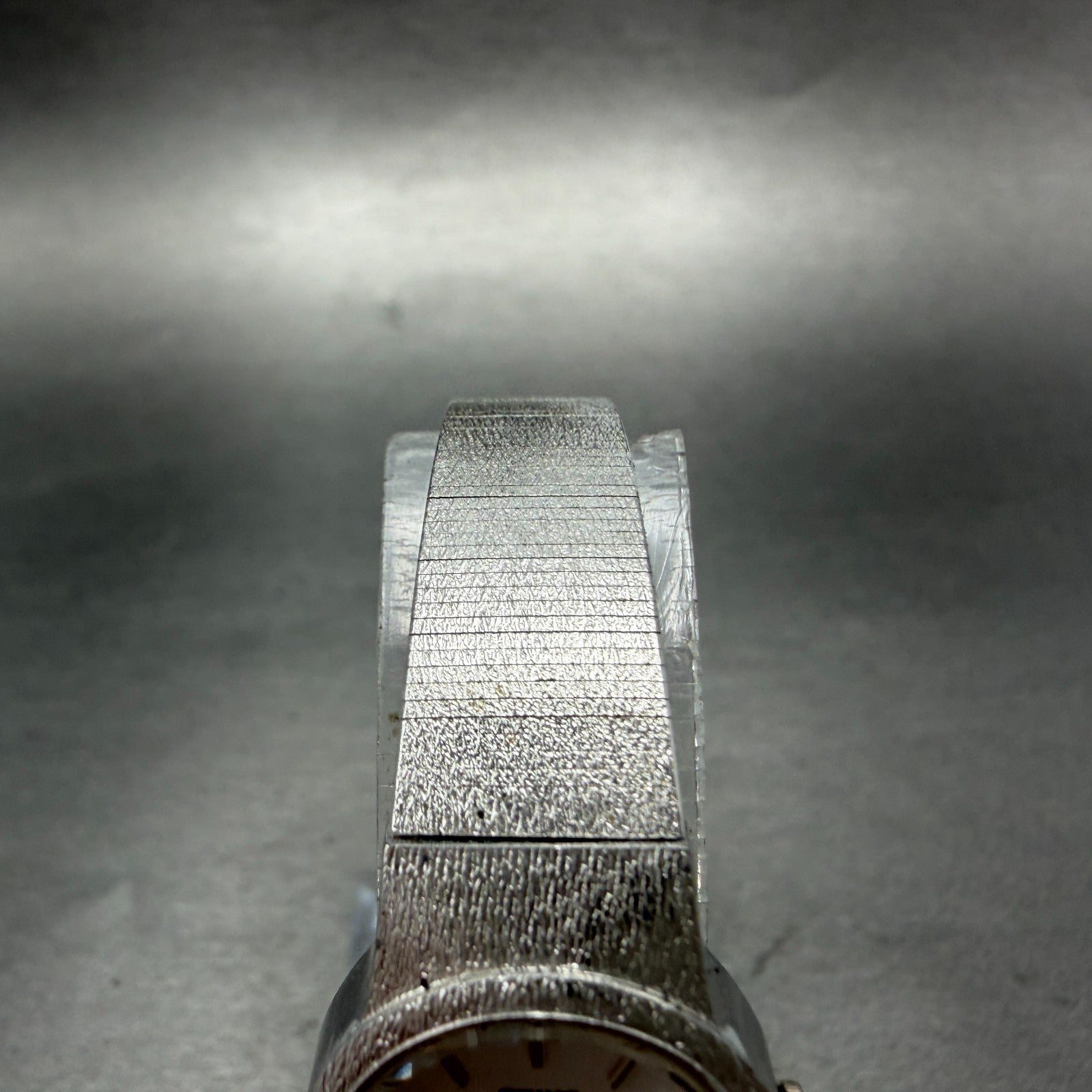 Seiko Watch Women 20mm Silver Dial Silver Tone Oval 16-5630 New Battery Vintage5