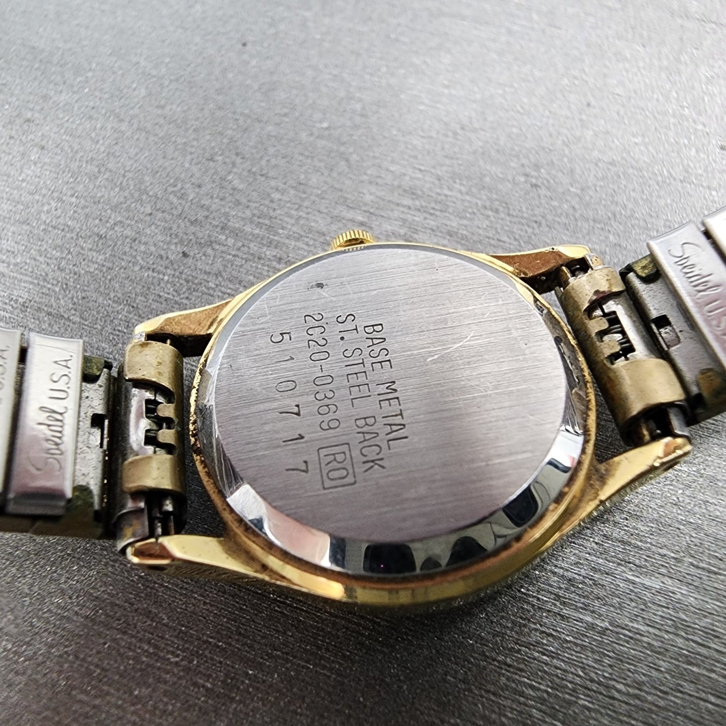 Seiko Watch Women 21mm Gold Dial Gold Tone Round 2C200369 New Battery Vintage9