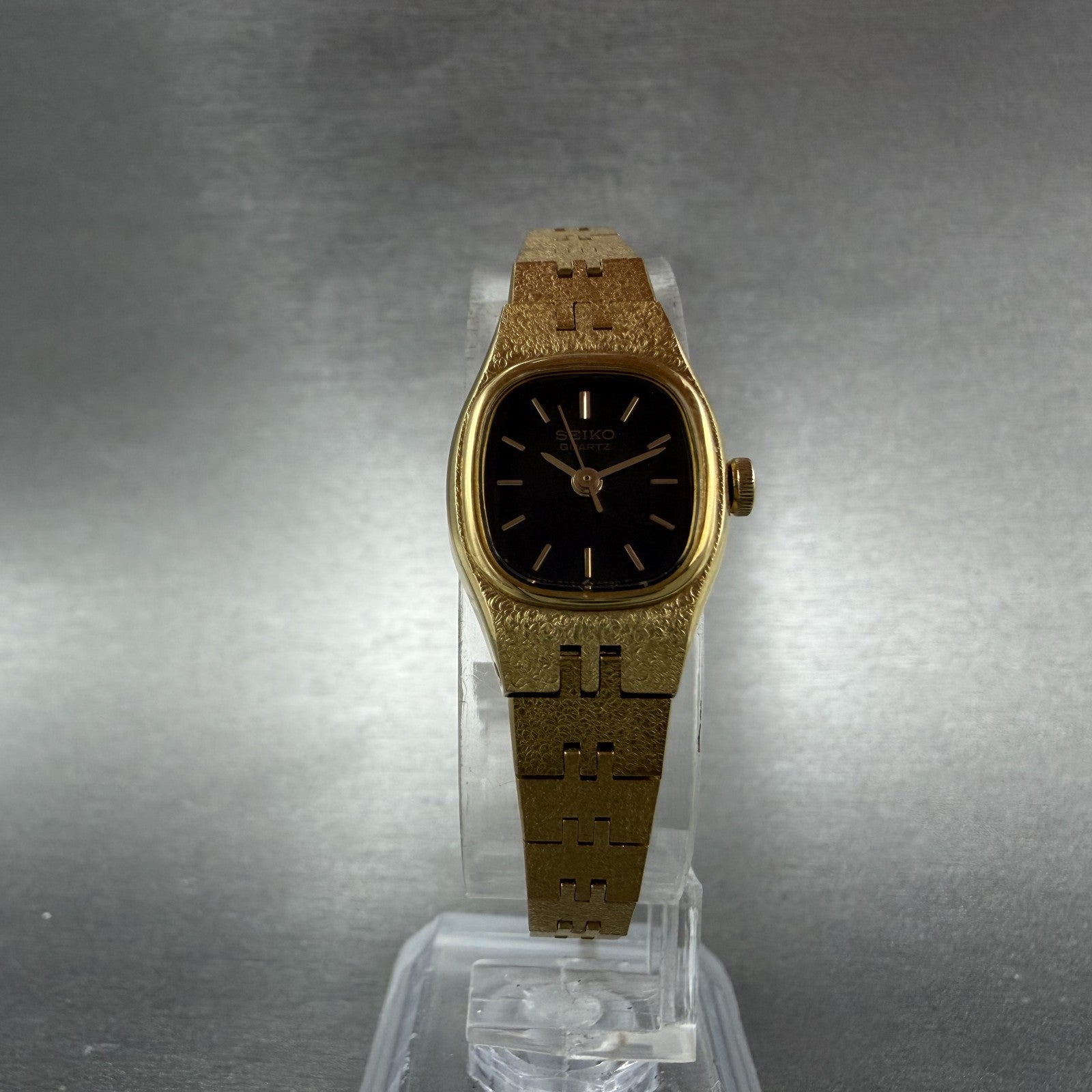 Seiko Watch Women 17mm Black Dial Gold Tone Rectangle 7321-5399 New Battery5