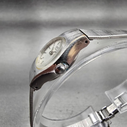 Seiko Watch Women 17mm Silver Dial Silver Tone Oval 5420-0029 New Battery VTG2
