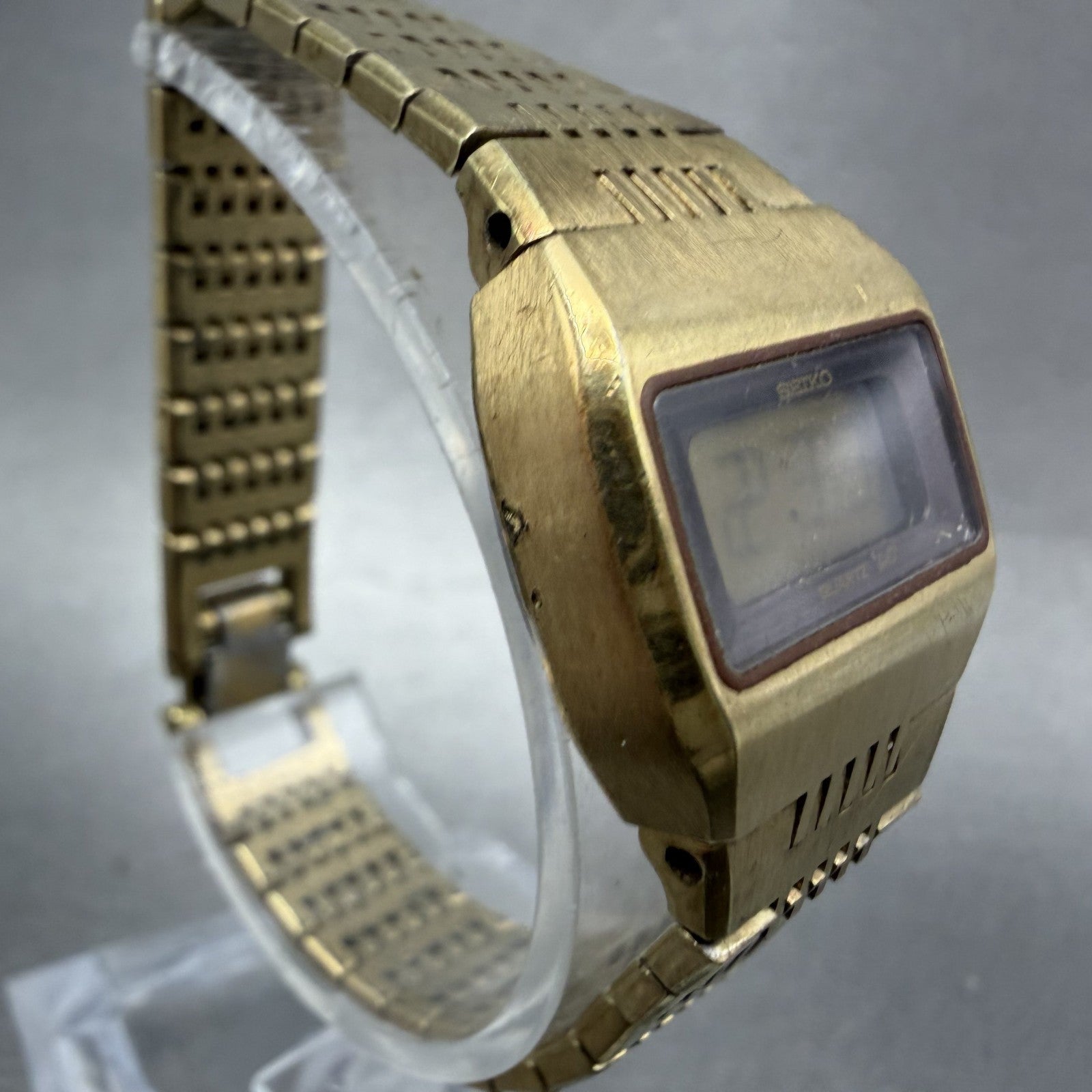 Seiko Digital Watch Women 23mm Gold Tone Month Date L012-5049 New Battery3