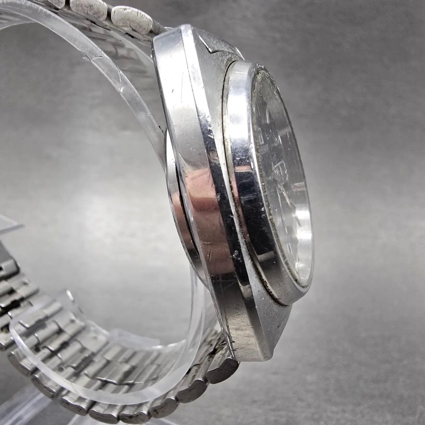 Tissot Watch Men 34mm Blue Dial Silver Tone Daydate Round Vintage Quartz PARTS F4