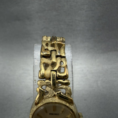 Seiko Watch Women 17mm Champagne Dial Gold Tone Manual Oval 118589 Runs4