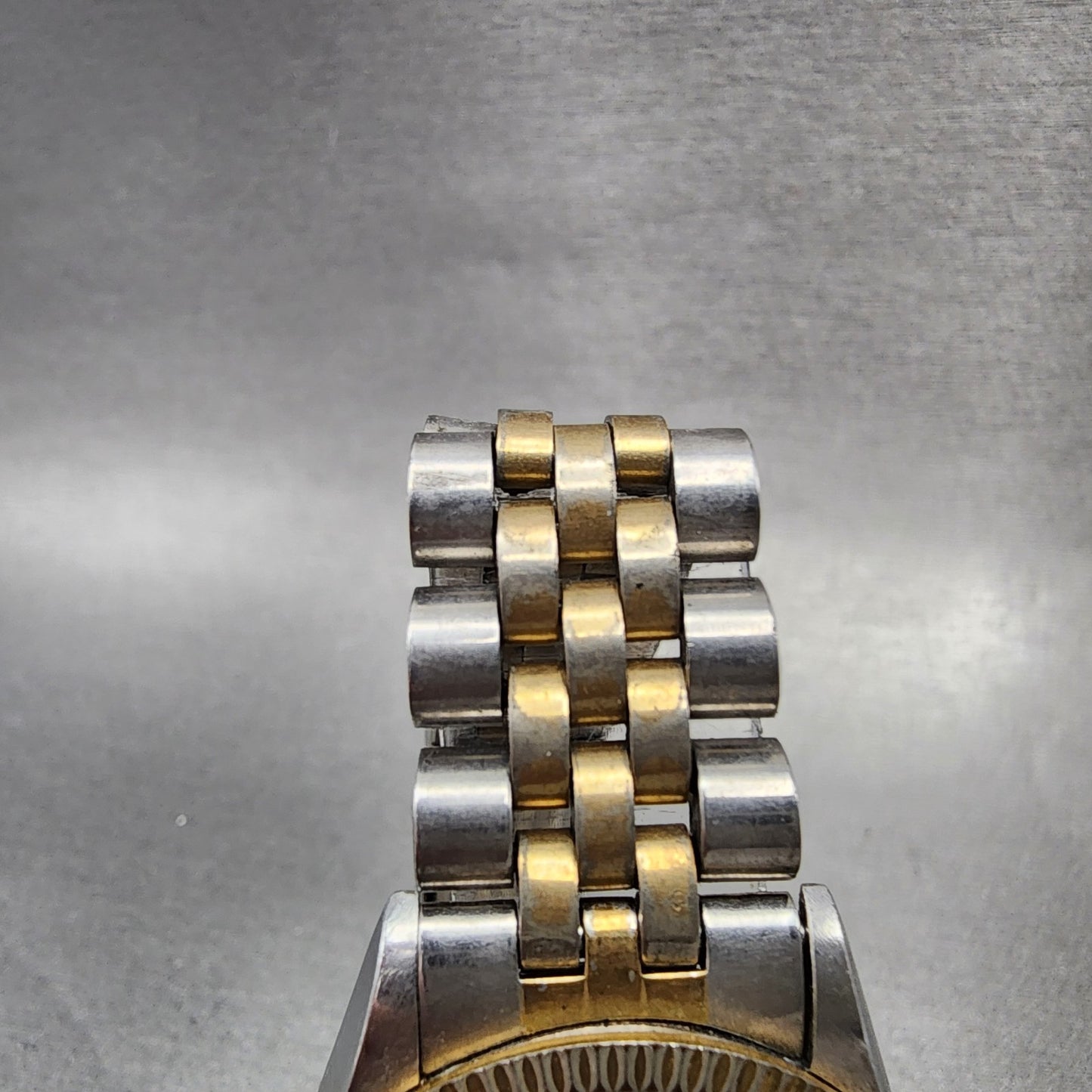 Bulova Super Seville Watch Women 31mm Champagne Dial Two Tone Date Round NewBatt4