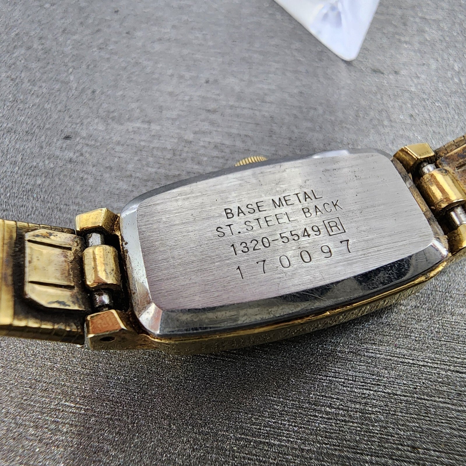 Seiko Watch Women 13mm Cream Dial Gold Tone Rectangle 13205549 New Battery9