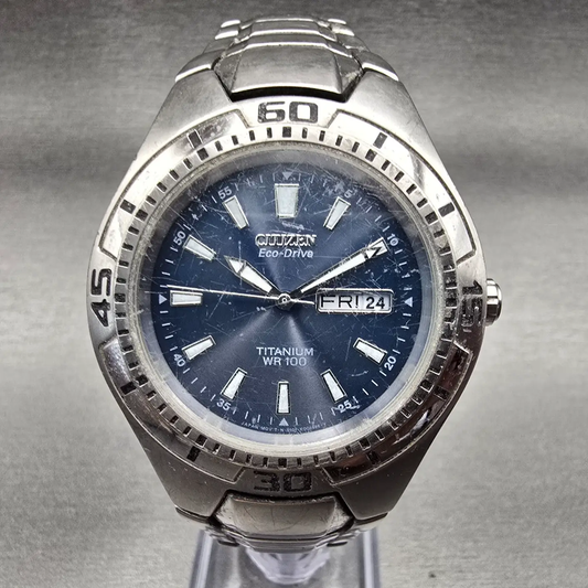 Citizen Eco-Drive Dive Watch Men 40mm Blue Dial Silver Daydate E101-K004403 Runs0