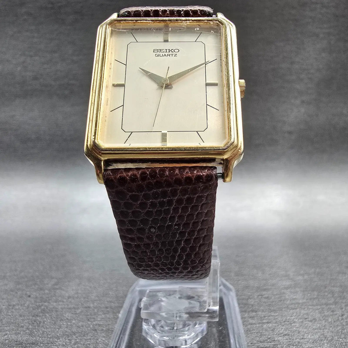 Seiko Watch Men 25mm Champagne Dial Gold Tone Rectangle 5Y31-5A39 New Battery5