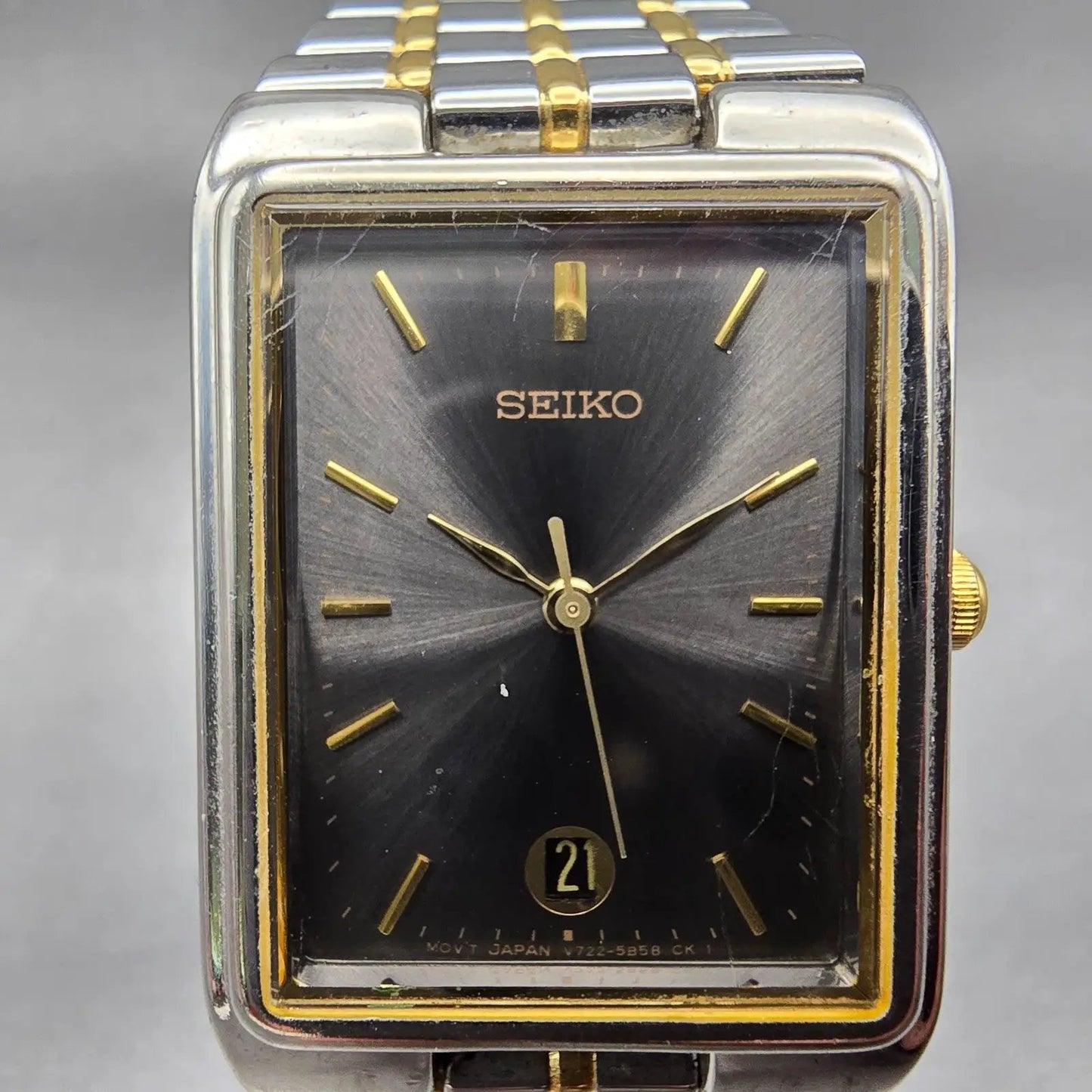 Seiko Tank Watch Men 26mm Gray Dial Two Tone Date Rectangle V722-5B00 New Batt1