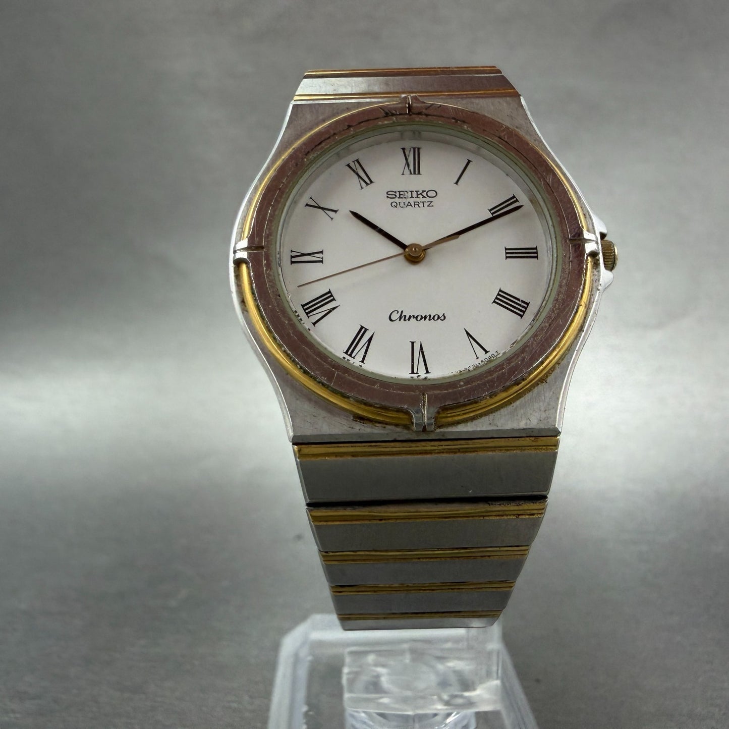 Seiko Chronos Watch Men 32mm White Dial Two Tone Round 9021-6030 New Battery5