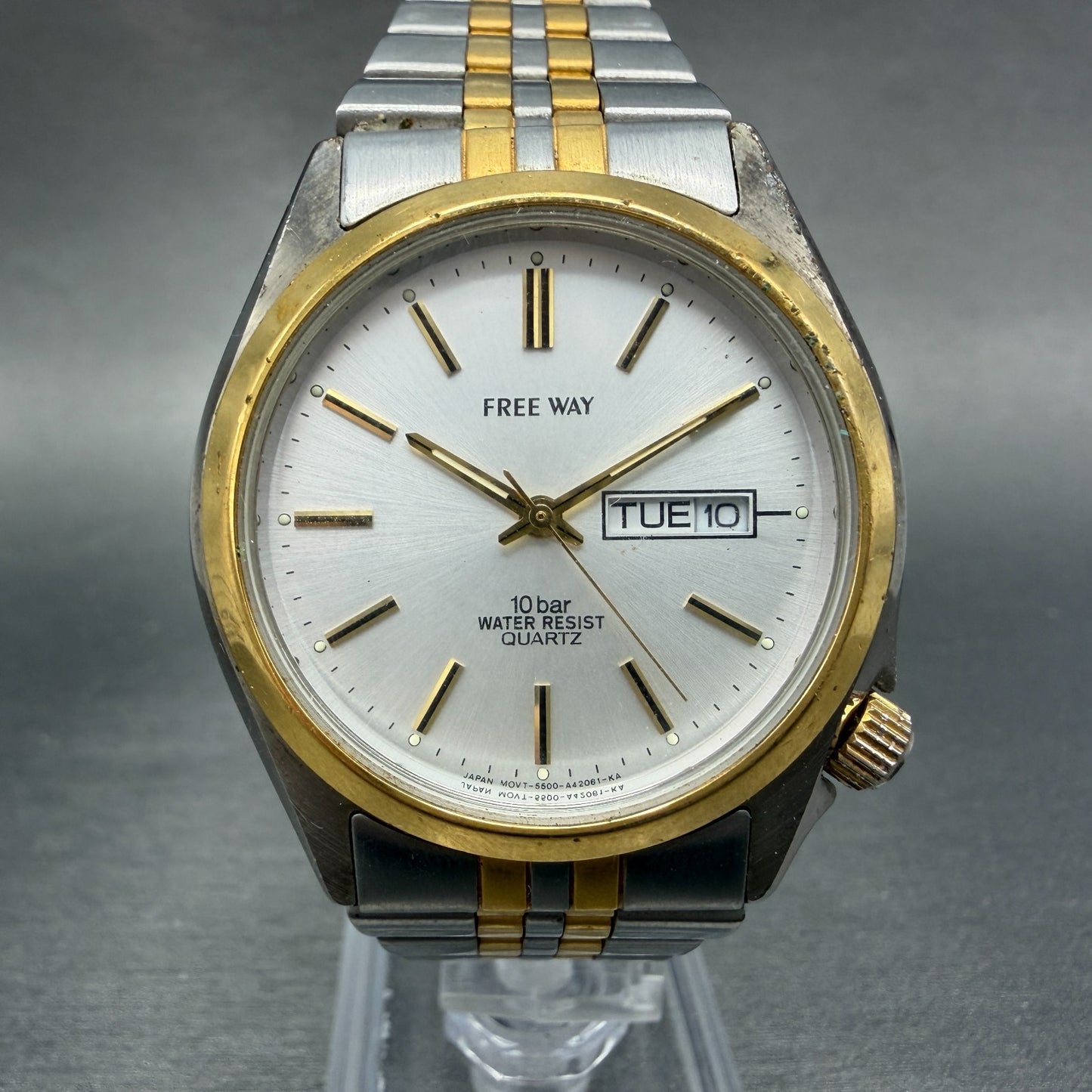 Citizen Free Way Watch Men 37mm Silver Dial Steel Daydate 5500-A41598 New Batt0