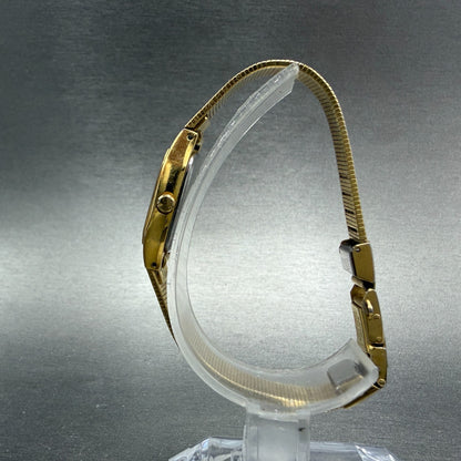 Seiko Tank Watch Women 17mm Champagne Dial Gold Tone 2P21-5080 New Battery6