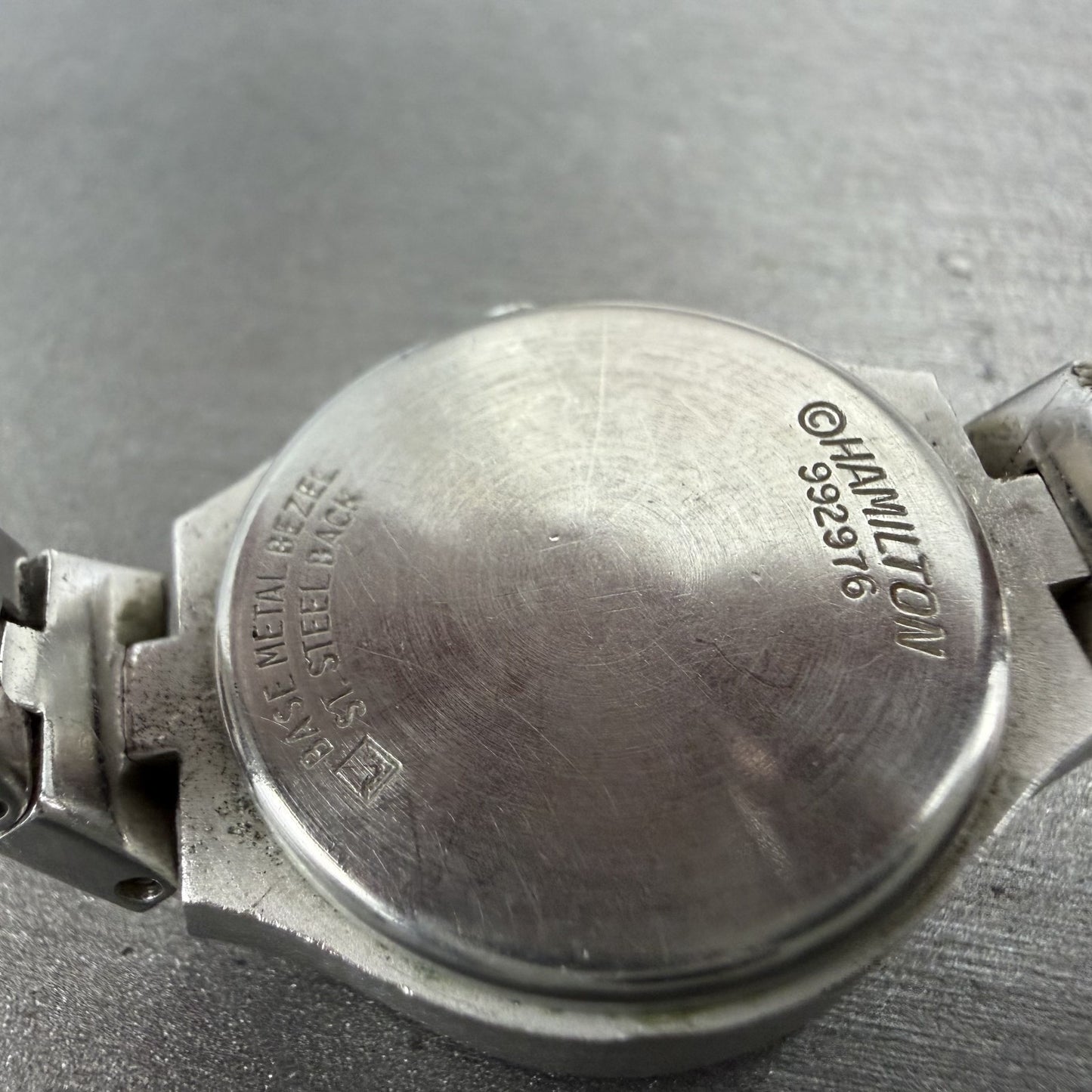 Hamilton Red Led Watch Women 24mm Digital Silver Tone Oval 992976 PARTS10