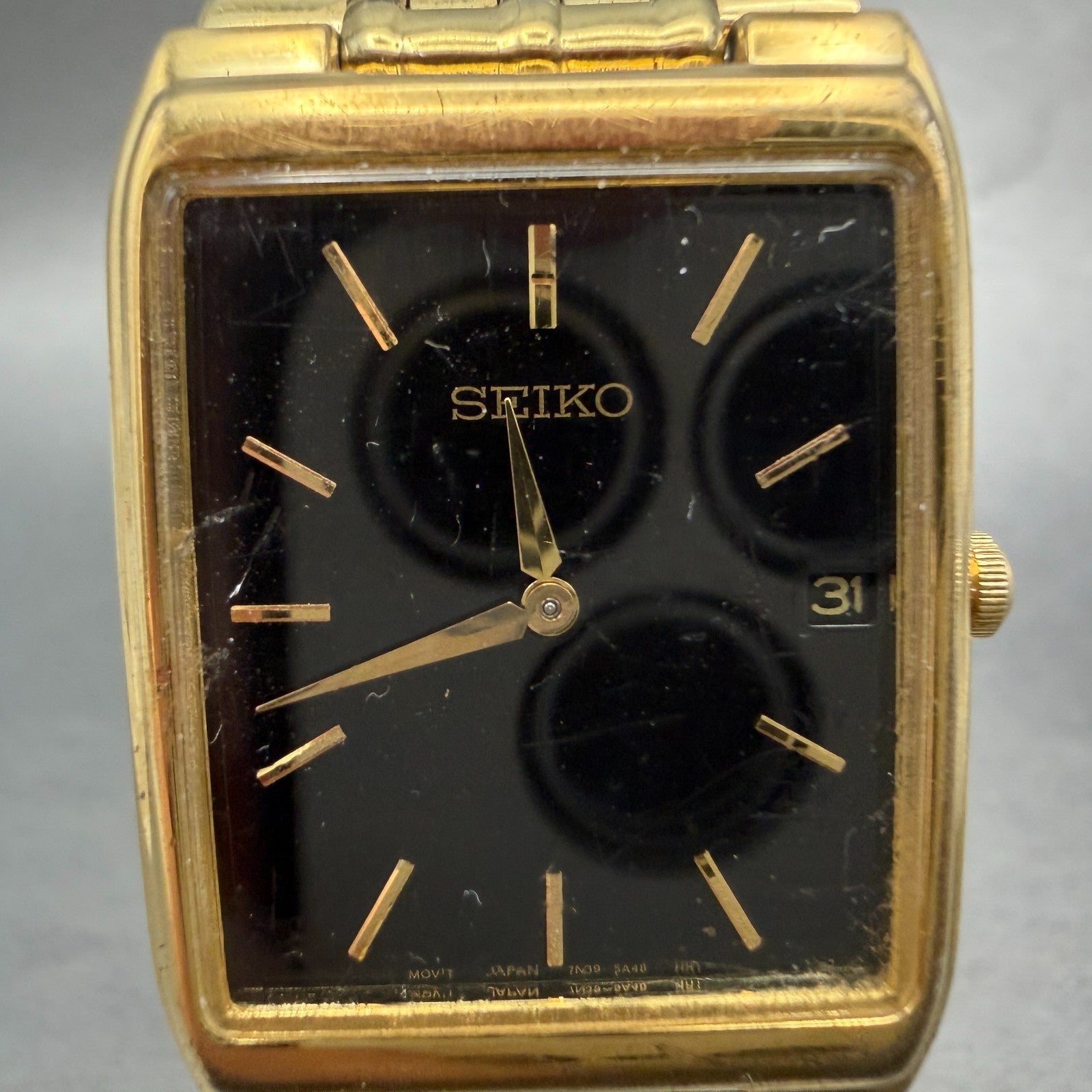 Seiko Tank Watch Men 27mm Black Dial Gold Tone Date Rectangle 7N39-5A39 PARTS2