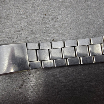 Seiko SQ Bracelet 19mm Stainless Steel Silver Tone Tri Folding Clasp VTG 111S2