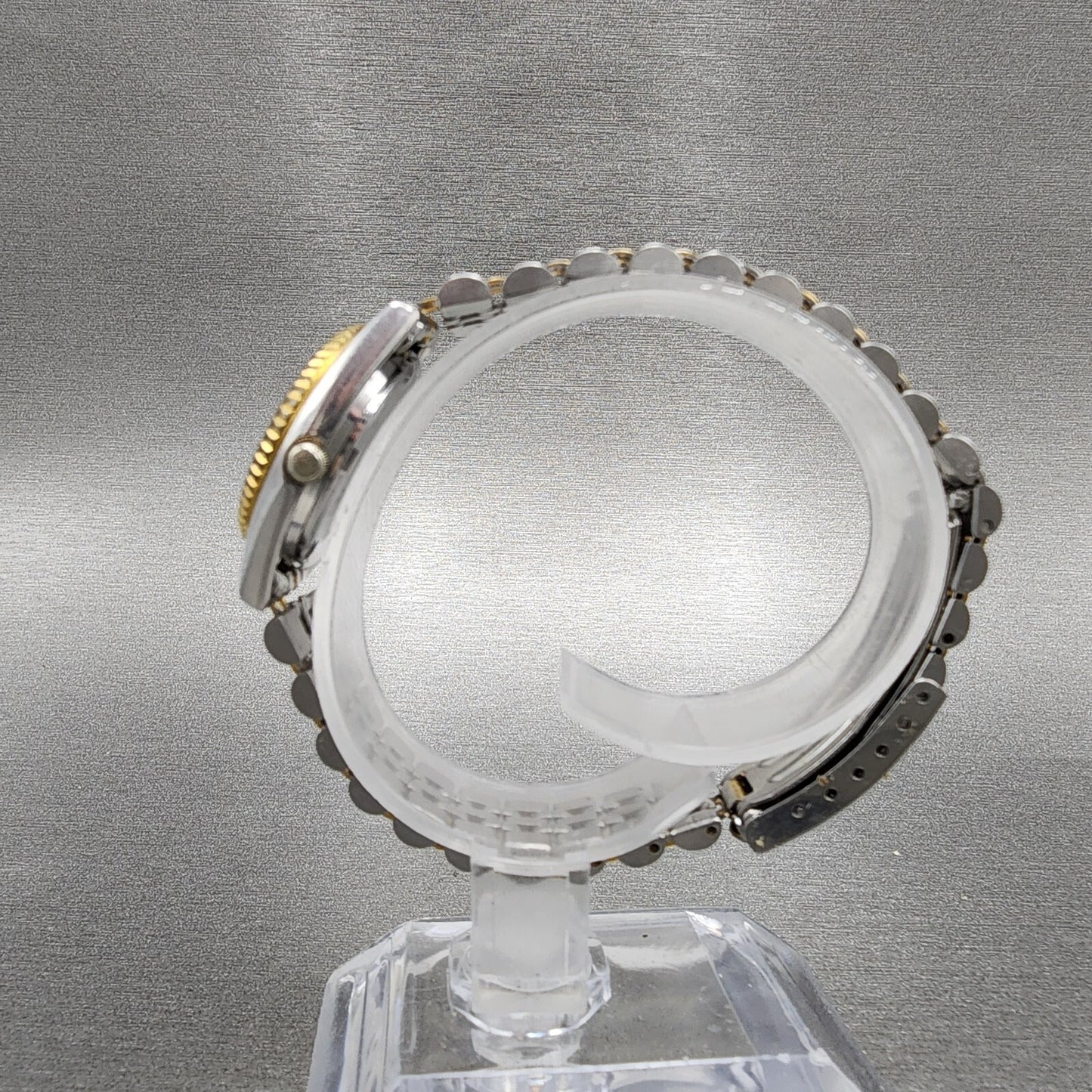 Seiko Watch Women 24mm White Dial Two Tone Daydate Round 7N830041 New Batt B1236