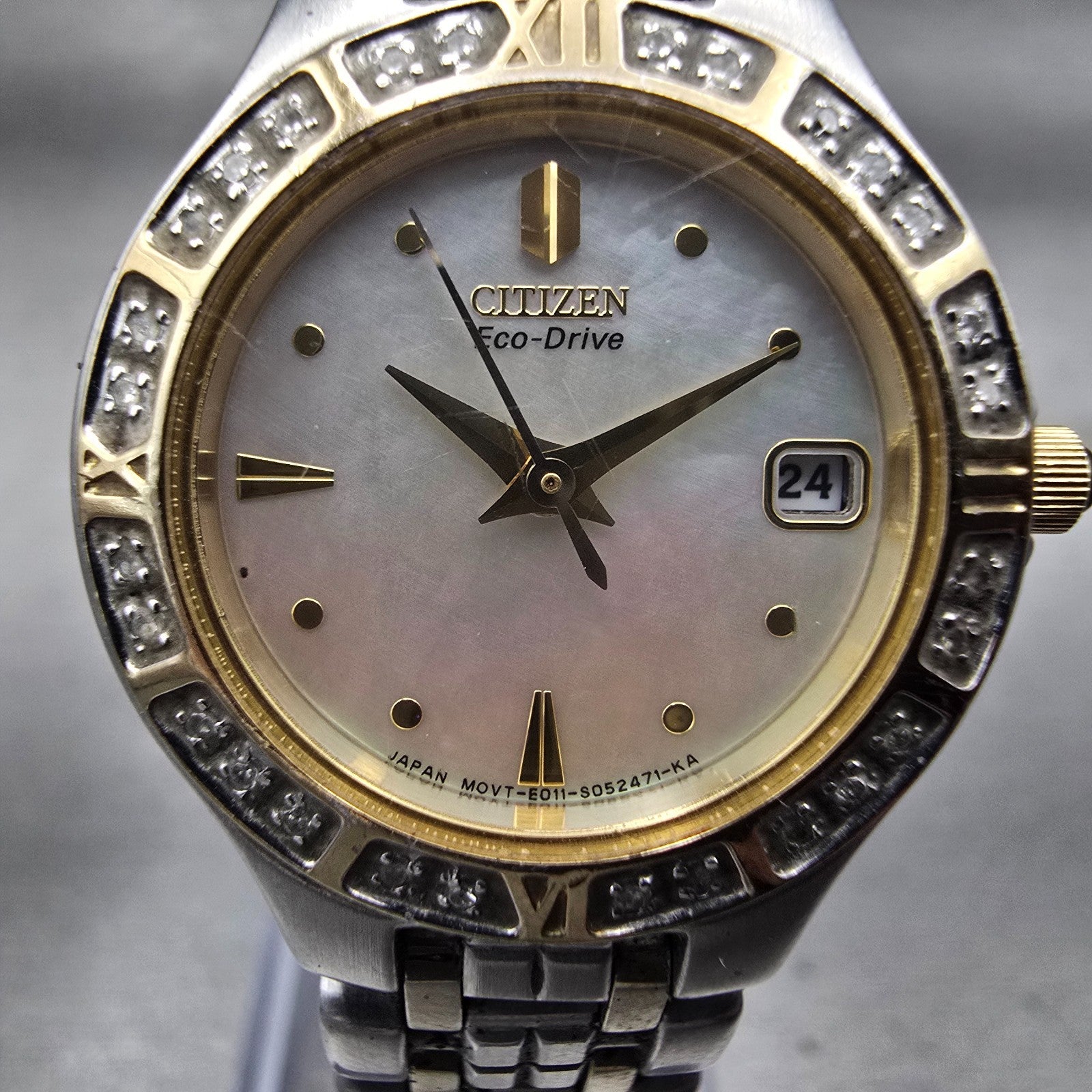 Citizen Eco-Drive Watch Women 25mm MOP Dial Two Tone Date Diamonds E011 Works1
