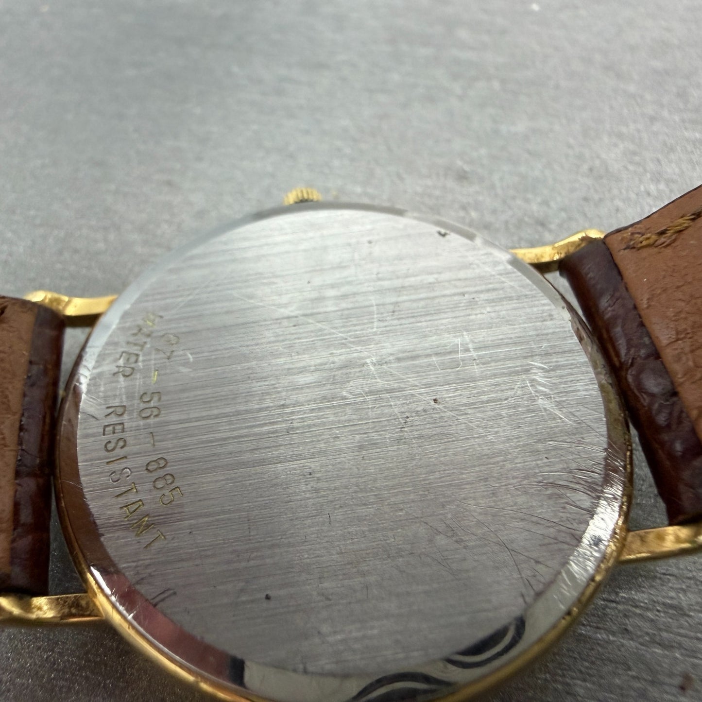 Movado Watch Men 33mm Cream Dial Gold Tone Daydate Round 87-56-885 New Battery9