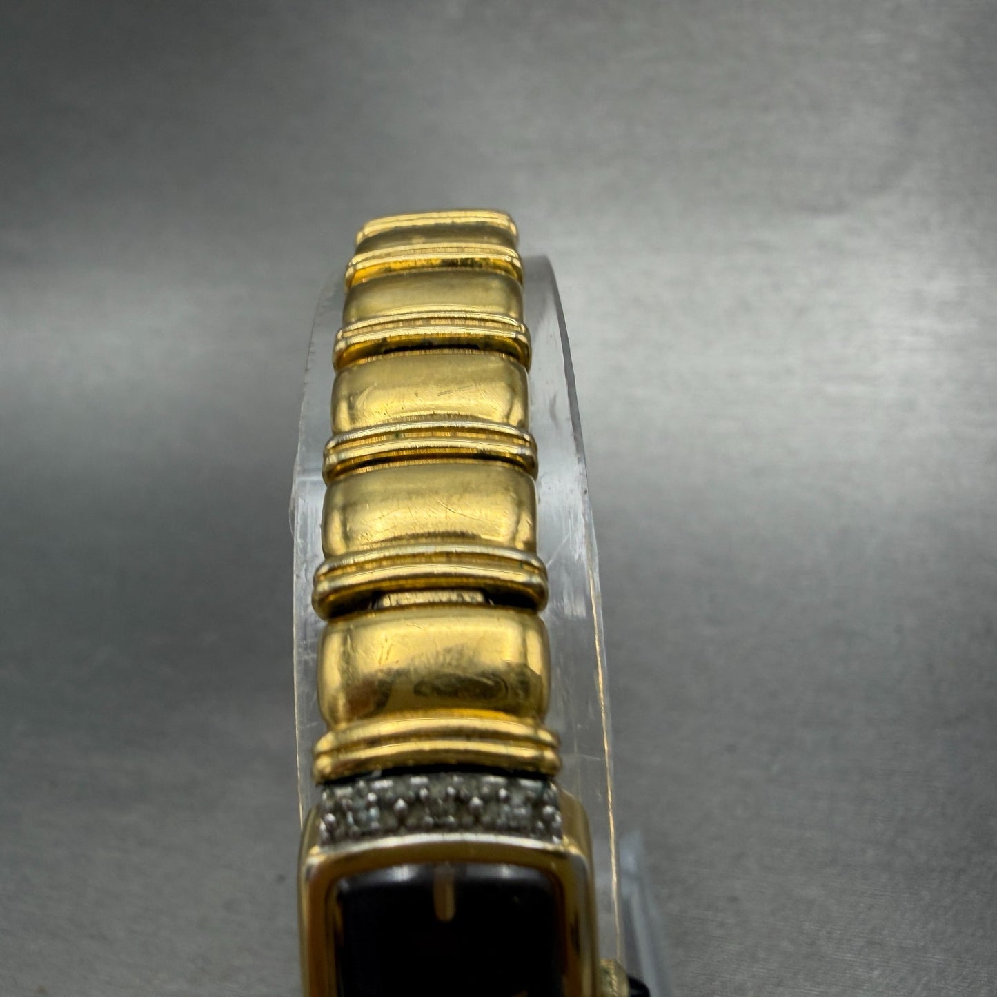 Seiko Tank Watch Women 13mm Black Dial Gold Tone Rectangle 2E20-6929 New Batt TE4