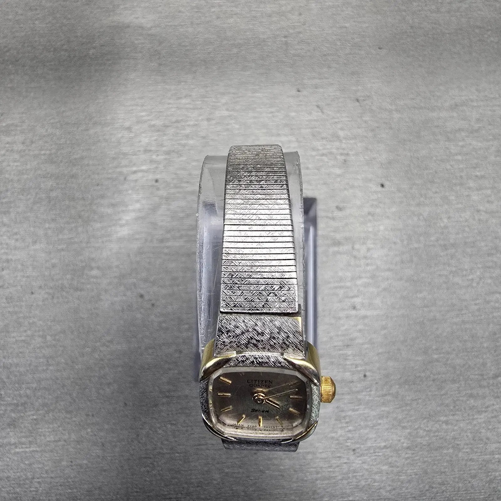 Citizen Watch Women 17mm Gray Dial Two Tone Rectangle 3220-321448 New Battery4