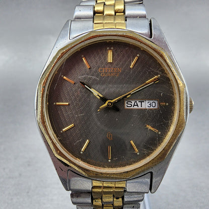VTG Citizen CQ Watch Men 35mm Gray Dial Two Tone Daydate Round New Battery1