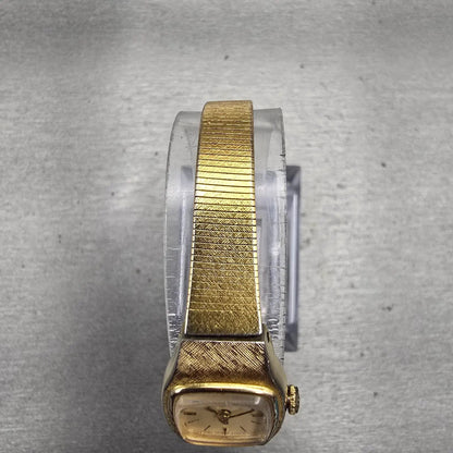 Citizen CQ Watch Women 16mm Champagne Dial Gold Tone Oval 3220-891422 New Batt4