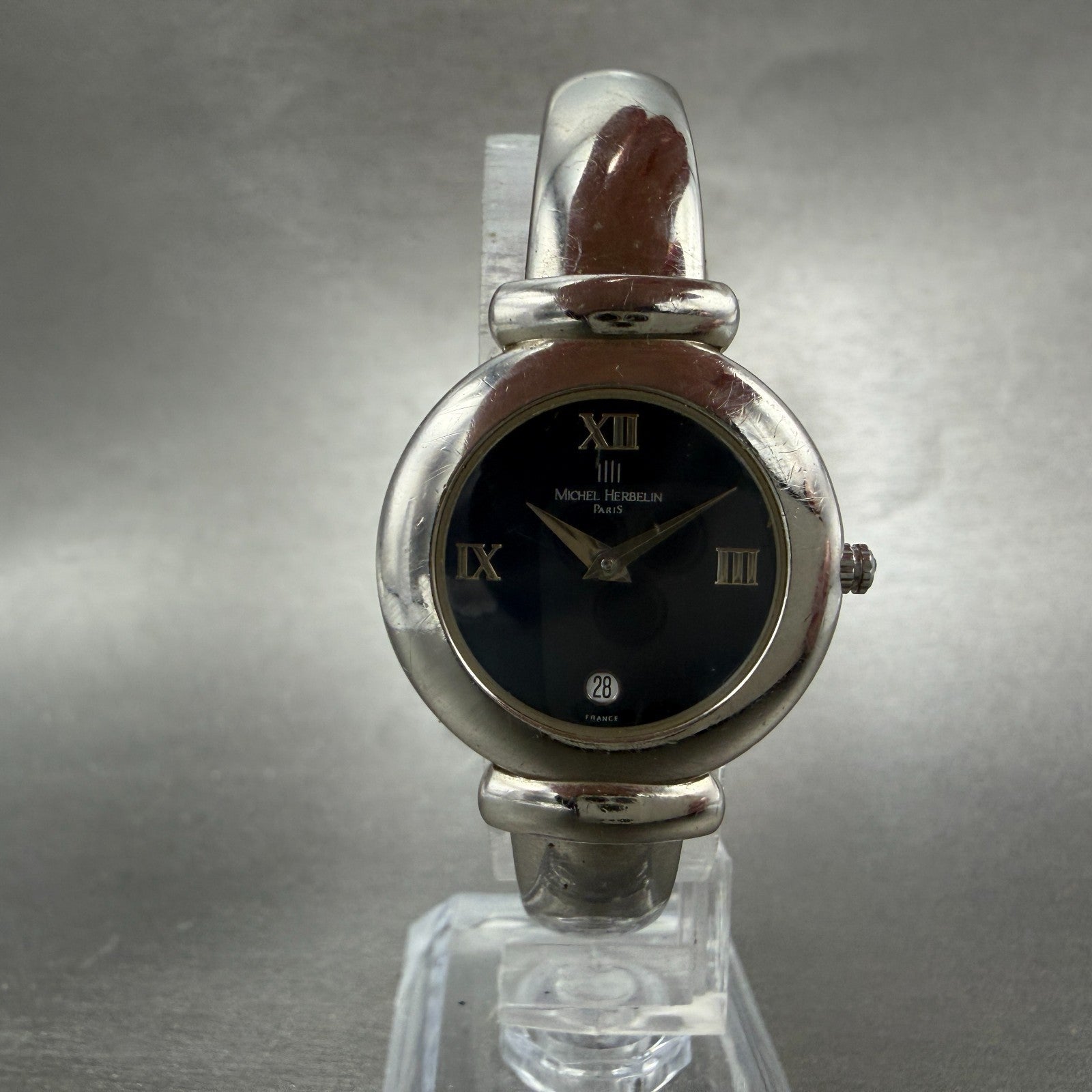 Michel Herbelin Watch Women 26mm Blue Dial Silver Tone Date Round New Battery5