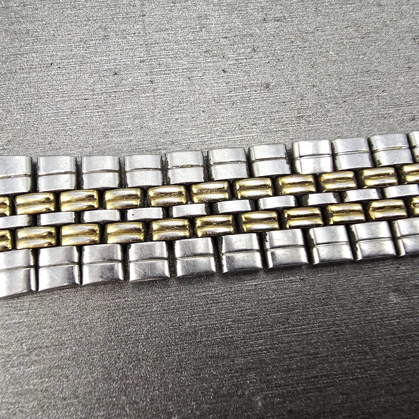 Citizen Bracelet 18mm Stainless Steel Two Tone Vintage Japan ONLY ONE END LINK15