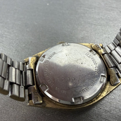 Seiko SQ Watch Women 25mm Champagne Dial Gold Tone Daydate 8523-0059 New Battery9