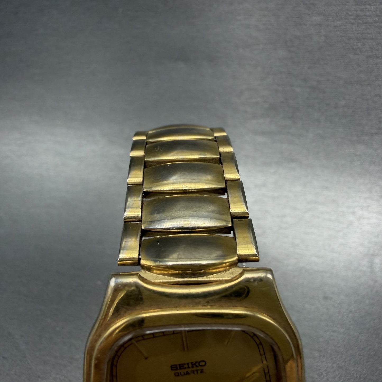 Seiko Tank Watch Men 30mm Gold Dial Gold Tone Rectangle 5y395089 PARTS5