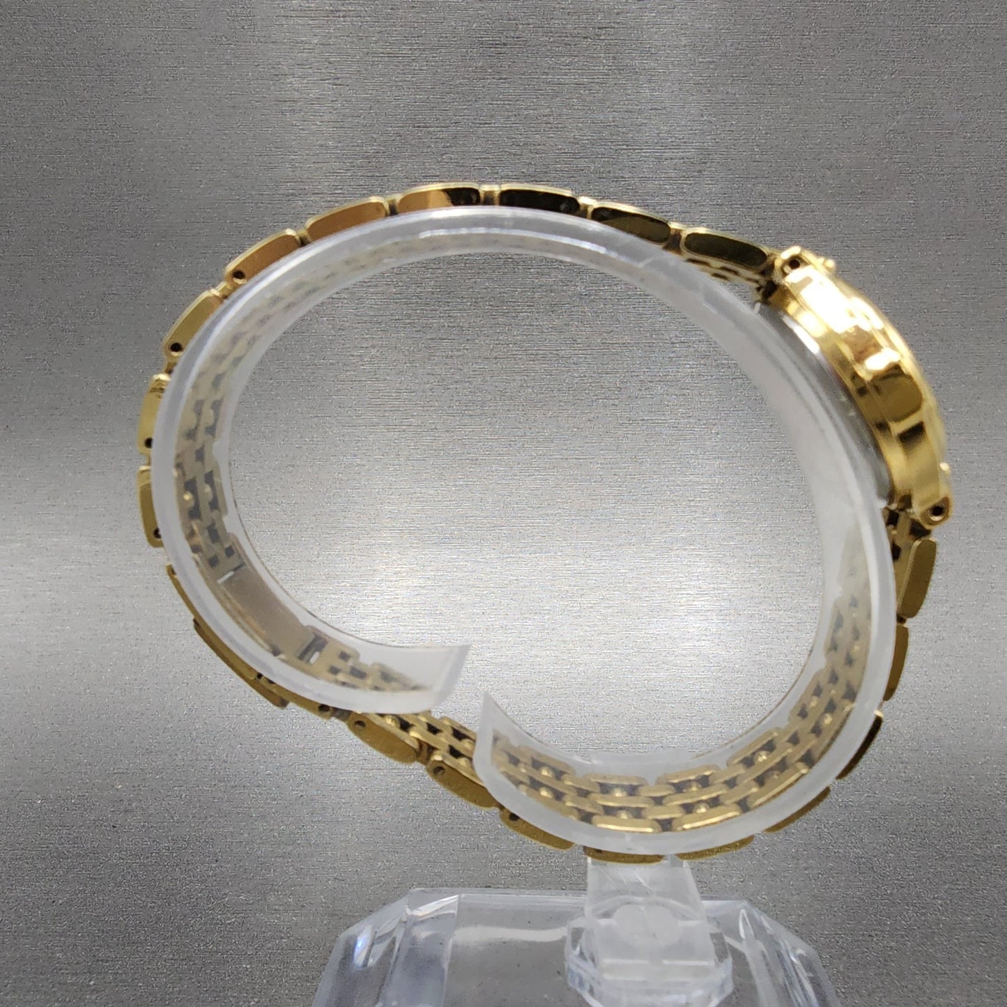 Bulova Diamond Watch Women 23mm Champagne Dial Gold Tone 97P35 New Battery8