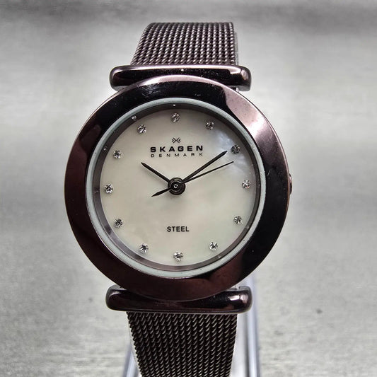 Skagen Watch Women 25mm MOP Dial Brown Tone Round Mesh Band 107SMMD New Batteryt0