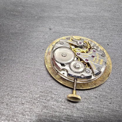 LeCoultre 480/CW Movement Manual Wind 17 Jewels Dial & Hands Vintage9