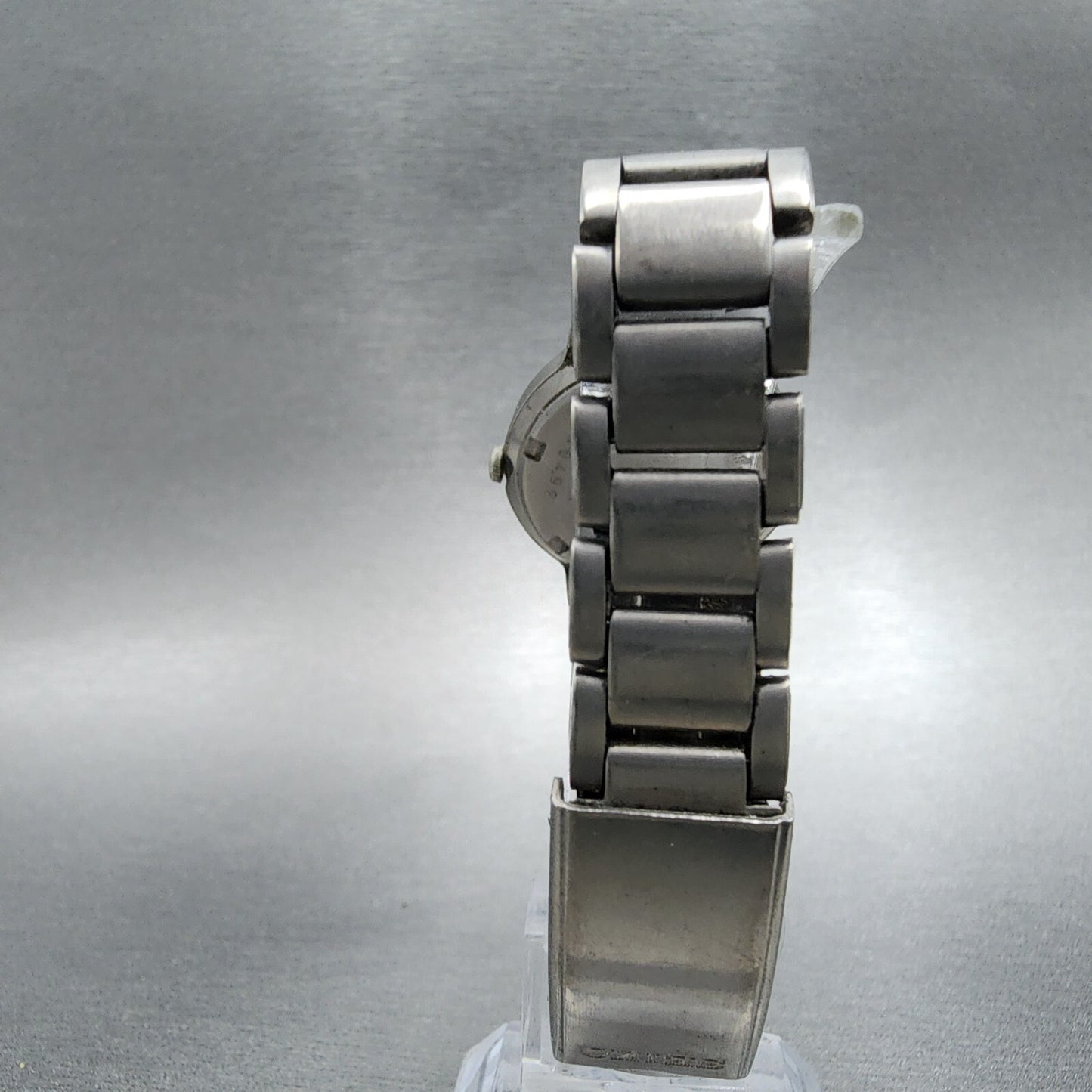 Seiko Watch Women Titanium Blue Dial Date 27mm Round 7N820439 New Battery8