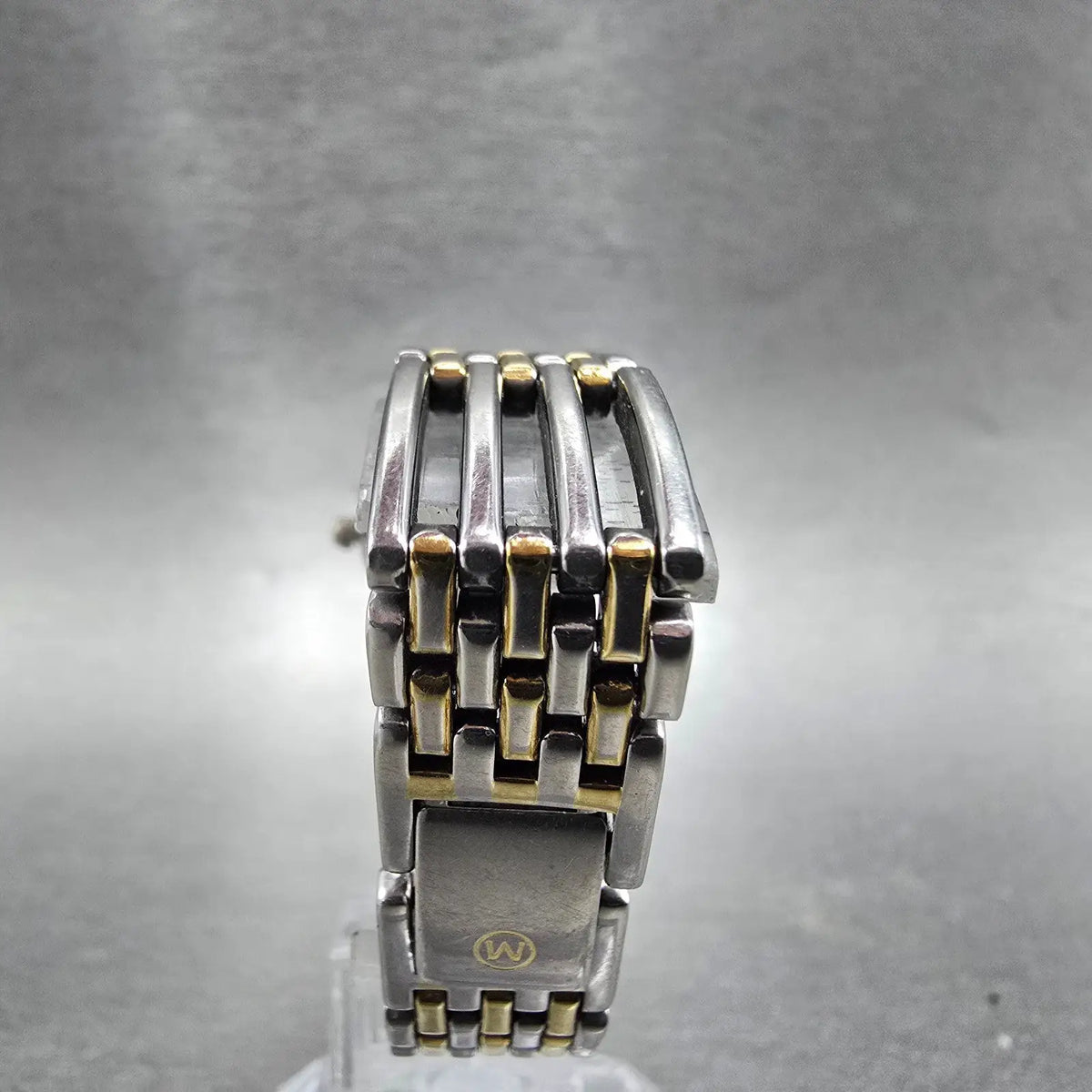 Movado Esperanza Watch Women 23mm Black Dial Two Tone 84.25.811 New Battery9