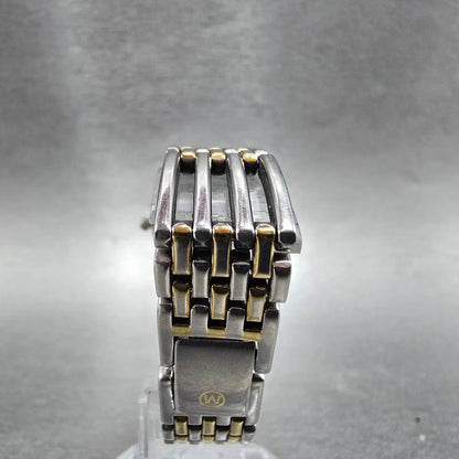 Movado Esperanza Watch Women 23mm Black Dial Two Tone 84.25.811 New Battery9