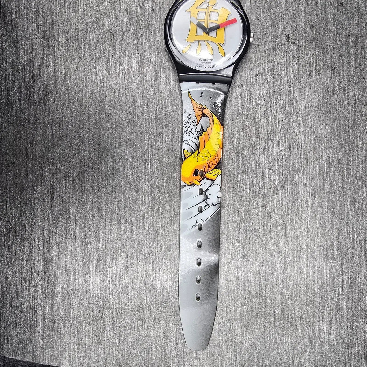 Swatch Prosperous Fish Mens Watch 34mm White Dial Black Tone Round GB226 New Bat12
