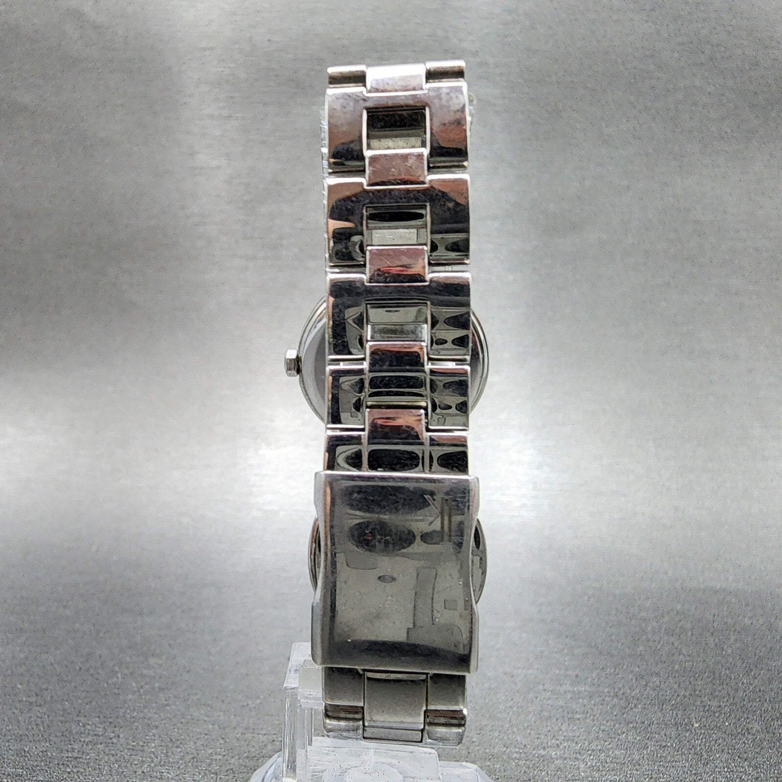 Seiko Lukia Watch Women 26mm Pink Dial Silver Tone Date 7n820cn0 New Battery7