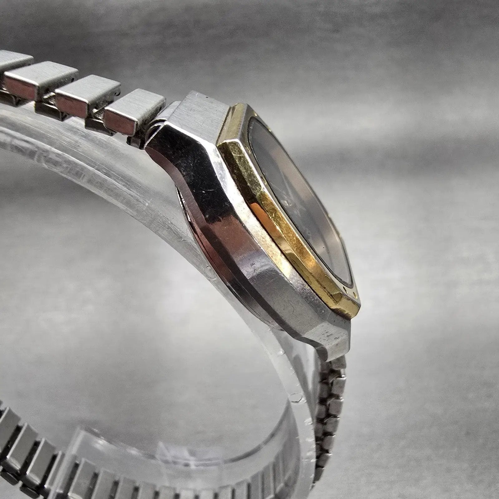 Seiko SQ Watch Women 23mm Black Dial Two Tone Daydate 8523-5060 New Battery VTG3