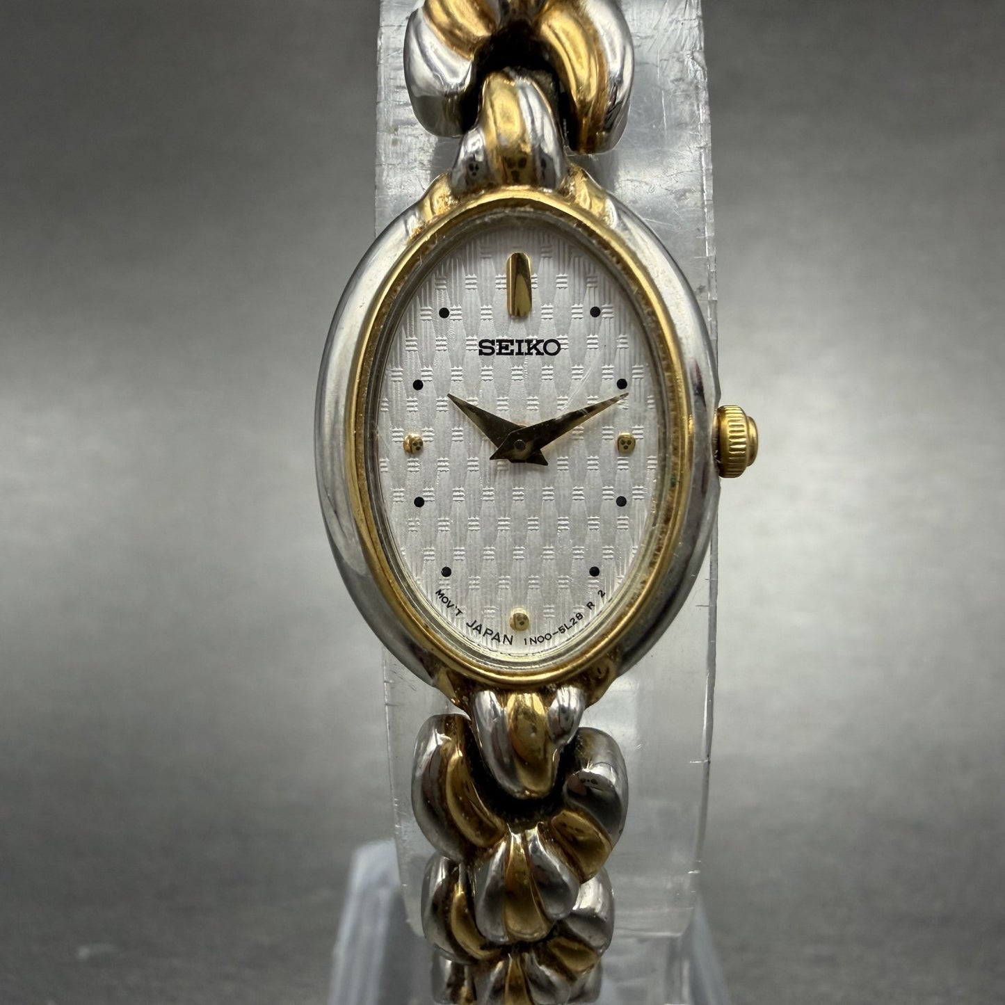 Seiko Watch Women 17mm Silver Dial Two Tone Oval 1N00-6R80 New Battery0